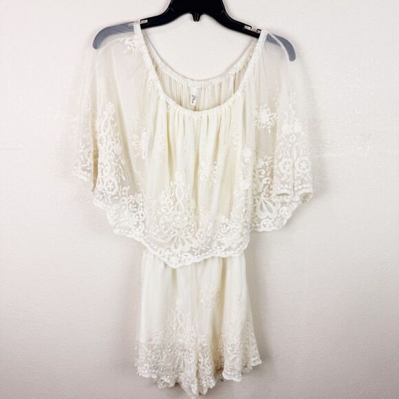 Elan Lace White Shorts Romper Boho Beachy - Picture 1 of 5
